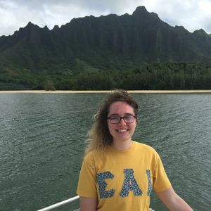 Meet your Posher, Hannah